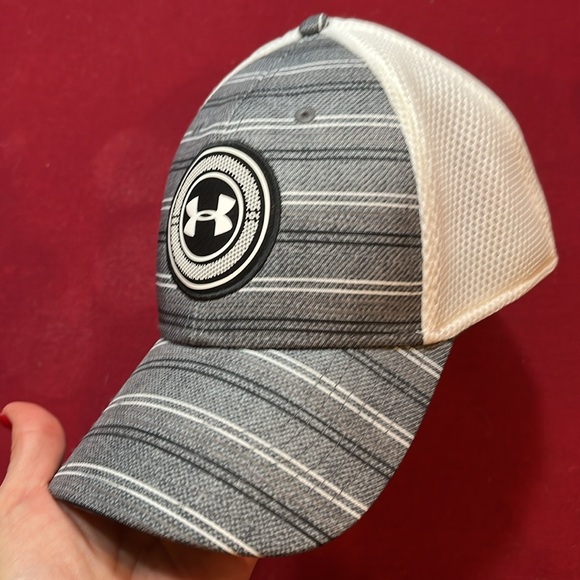 Under Armour GOLF Hat Adult MEDIUM LARGE Gray black white mesh Athletic fitted - Picture 11 of 11